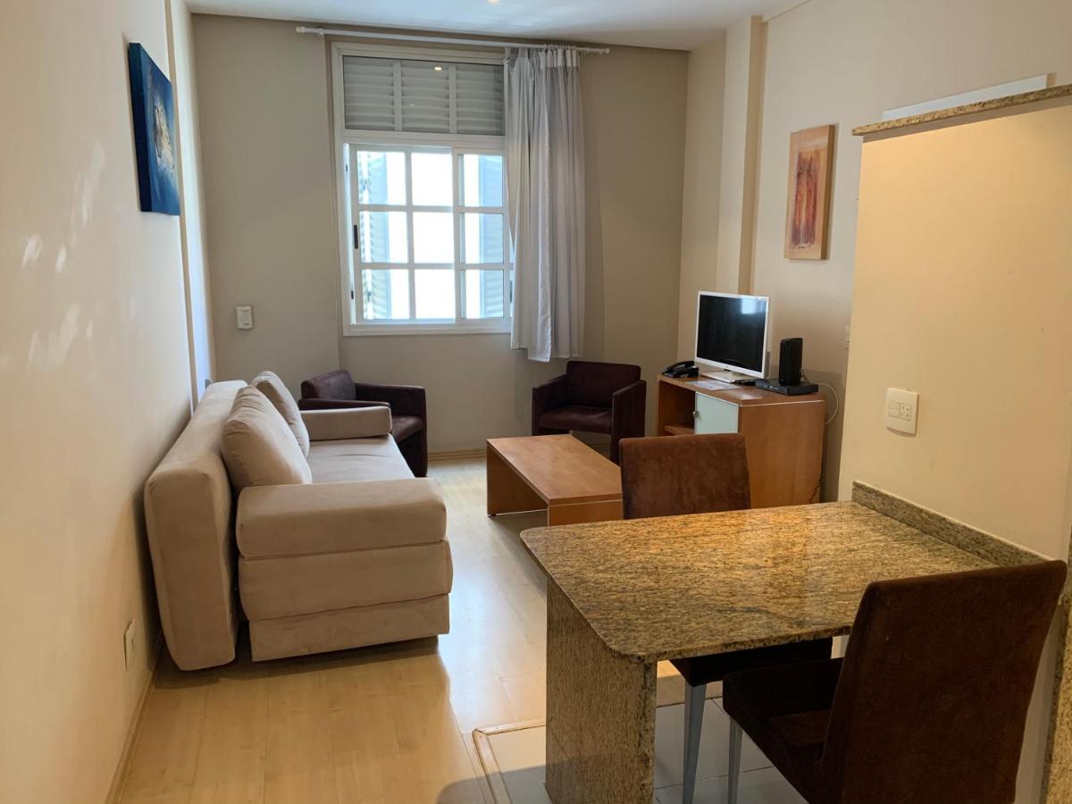 Residencial Com Servicos 45 Metros Decorado Com Sala, Suite E Cozinha Na Quadra Da Praia De Copacabana Rio de Janeiro Kültér fotó