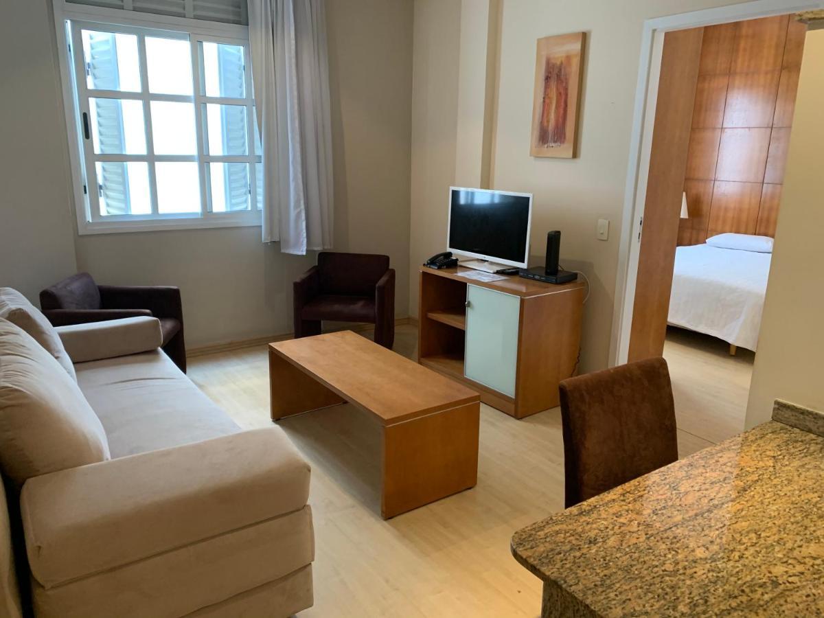 Residencial Com Servicos 45 Metros Decorado Com Sala, Suite E Cozinha Na Quadra Da Praia De Copacabana Rio de Janeiro Kültér fotó