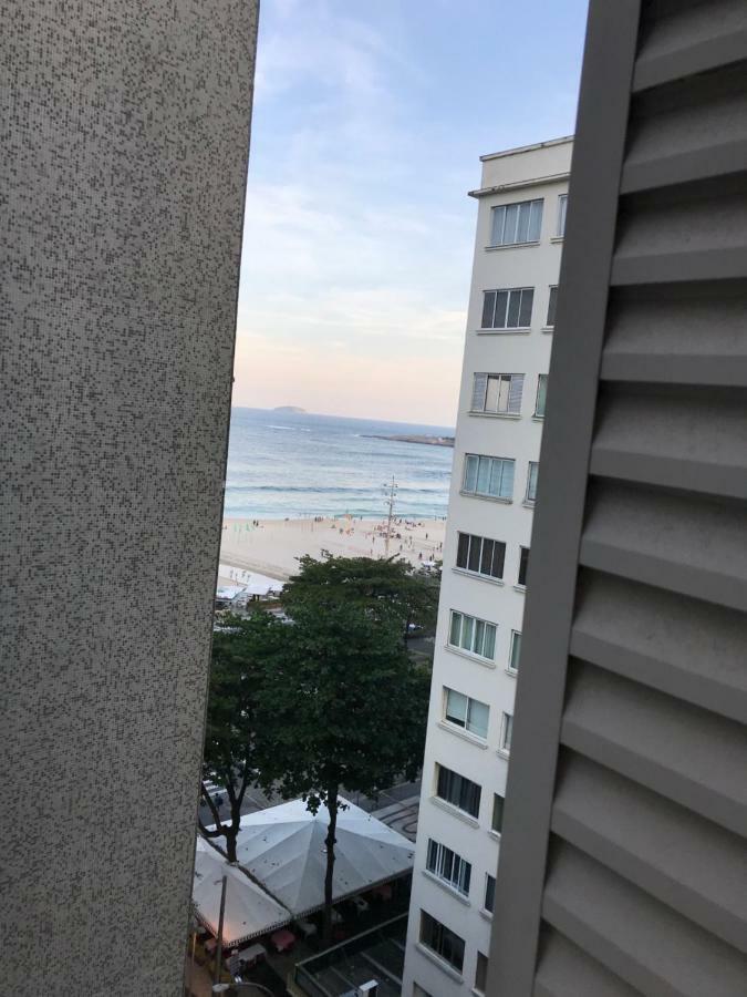 Residencial Com Servicos 45 Metros Decorado Com Sala, Suite E Cozinha Na Quadra Da Praia De Copacabana Rio de Janeiro Kültér fotó